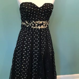 Black short formal dress, lace detail